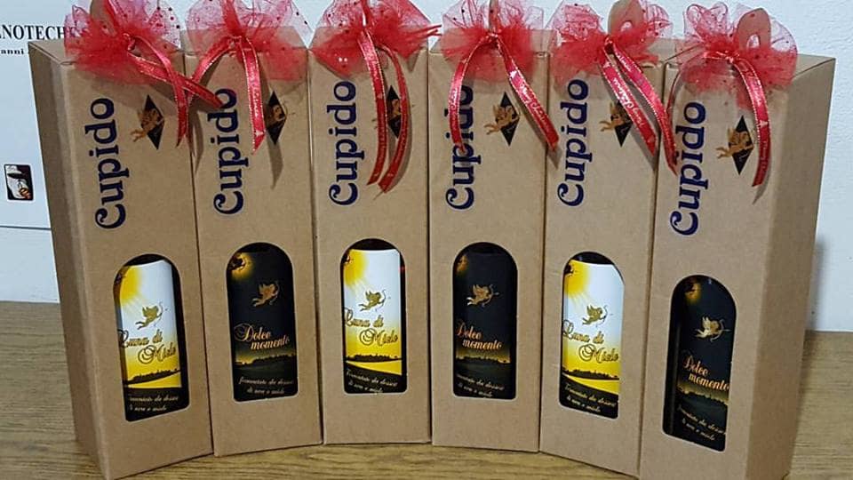 Elegant wedding favors